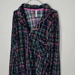 Joyspun XL green and pink plaid button down long sleeve shirt